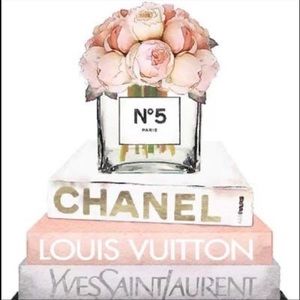 A Girls Gotta Have Fun with Fashion